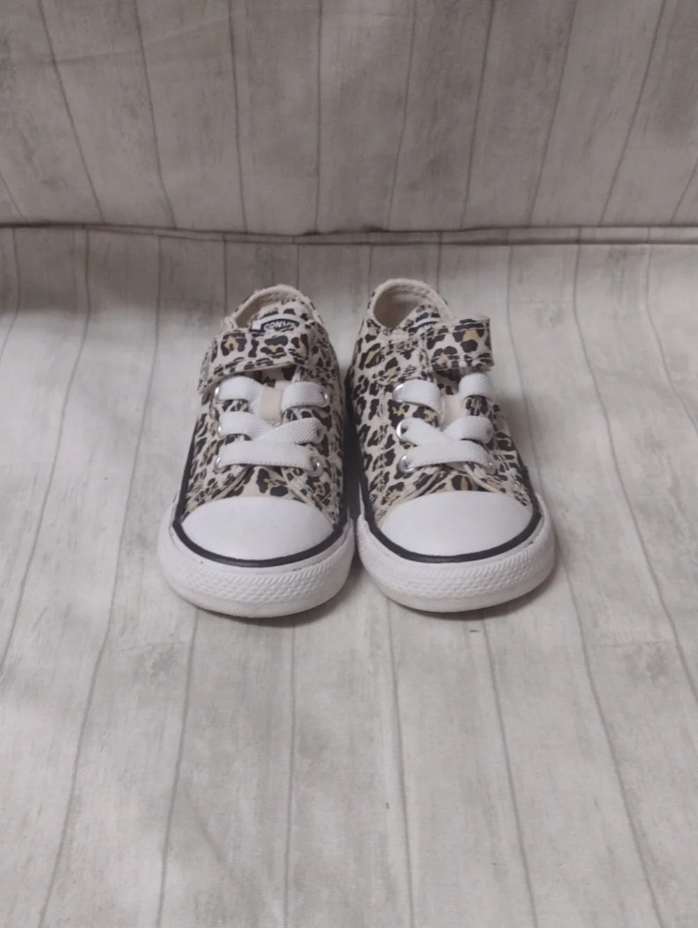 Converse Kid's Leopard Print Sneakers (J1118)